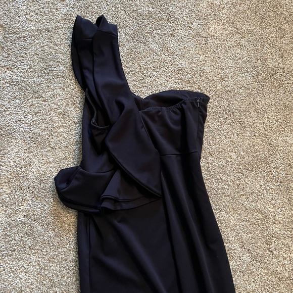 One shoulder ruffle Midi navy dress. Size small. Leg slit. - Picture 5 of 10